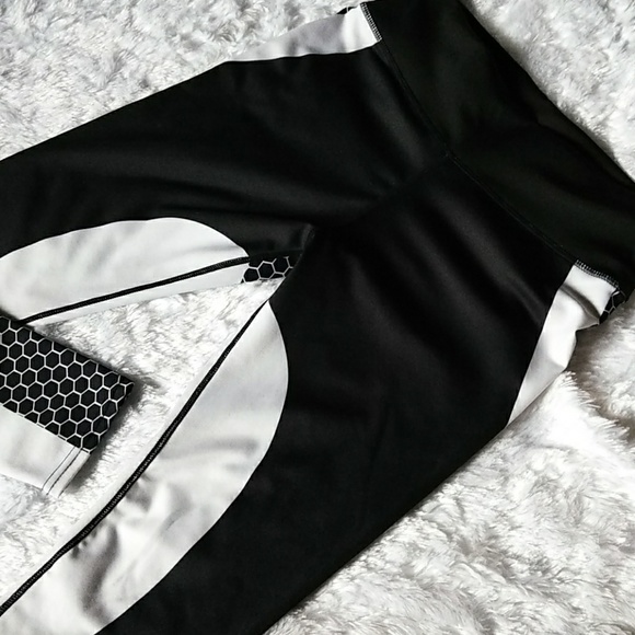 Sm/Med: ACTIVE WEAR JOGGERS - Picture 5 of 6